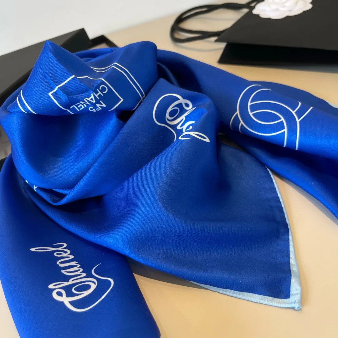 Платки Chanel 11362343