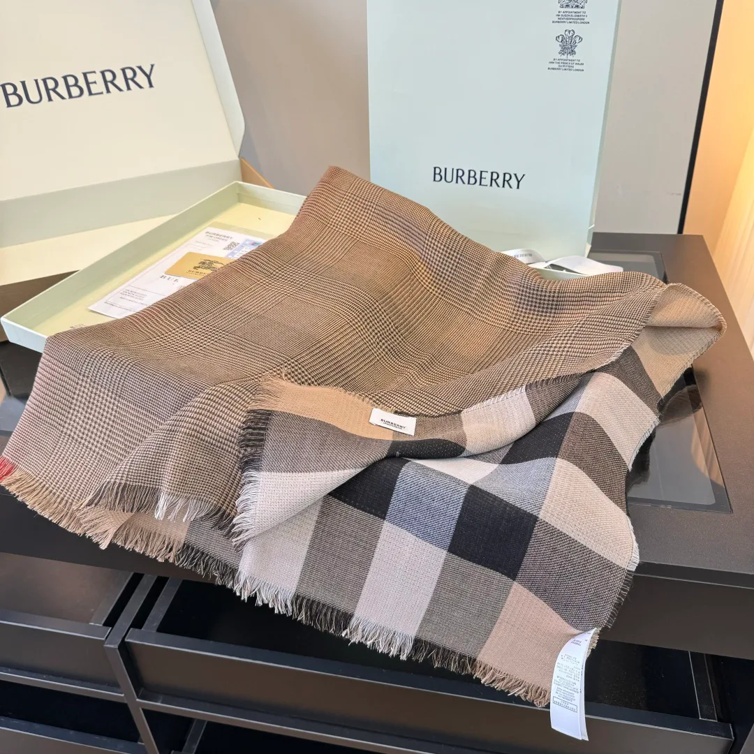 Шарфы Burberry 18003237