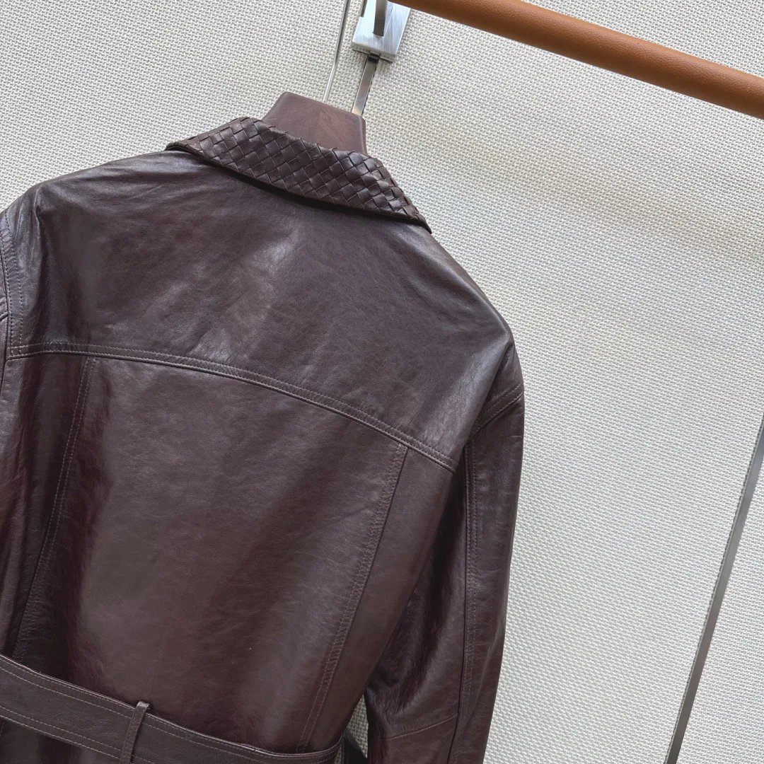 Кожаные Куртки И Дублёнки Женские Bottega Veneta 19073854