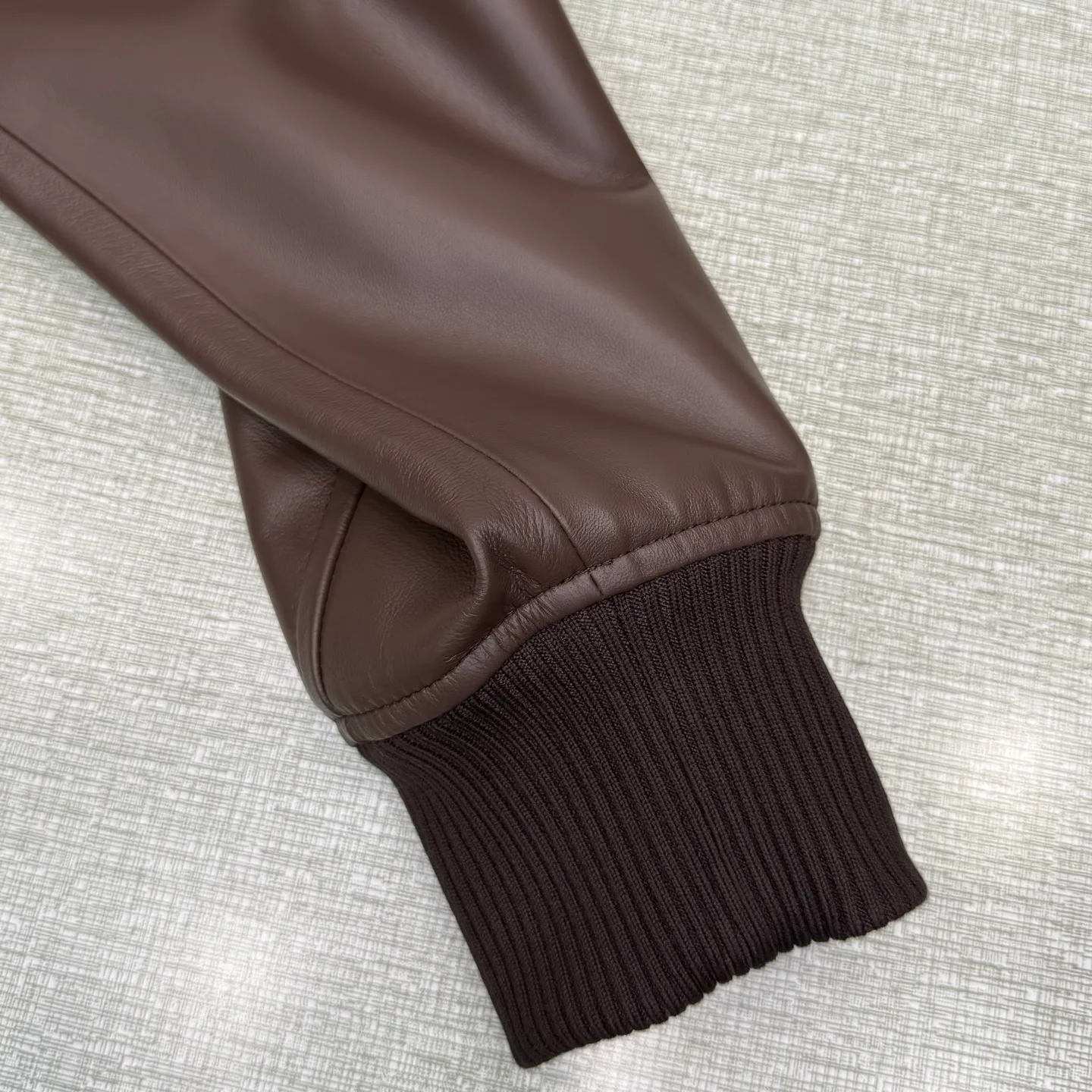 Кожаные Куртки И Дублёнки Женские Bottega Veneta 17408438