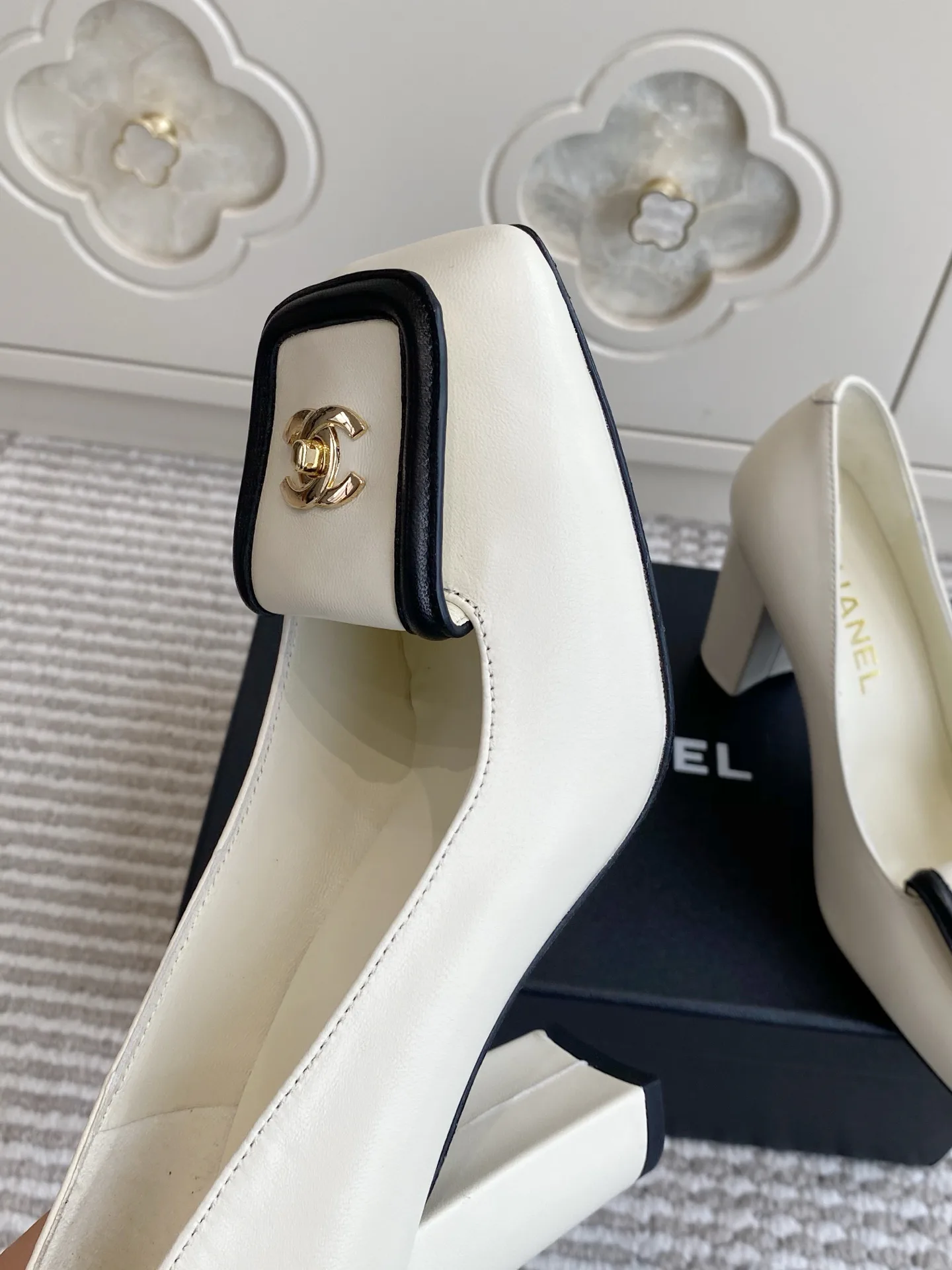 Туфли Женские Chanel 16932205