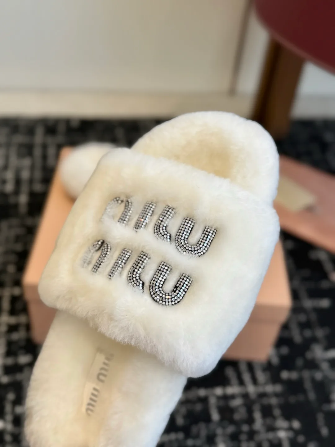 Тапочки Женские Miu Miu 18139572