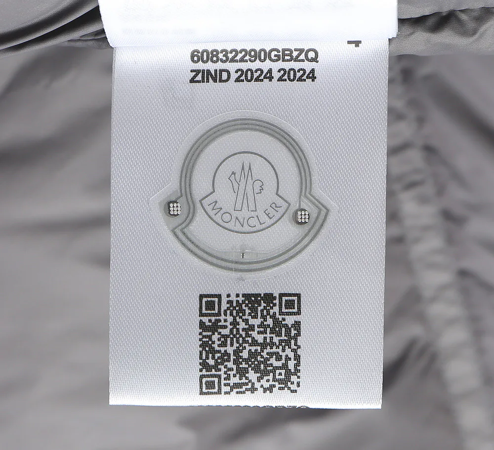 Куртки И Пуховики Мужские Moncler 657799