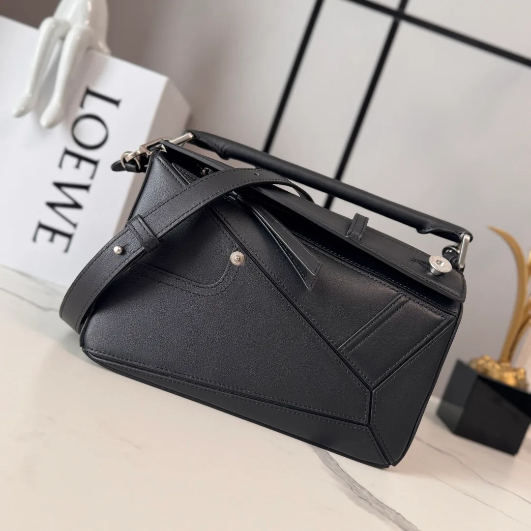 Сумки На Ремне Женские Loewe 11674510