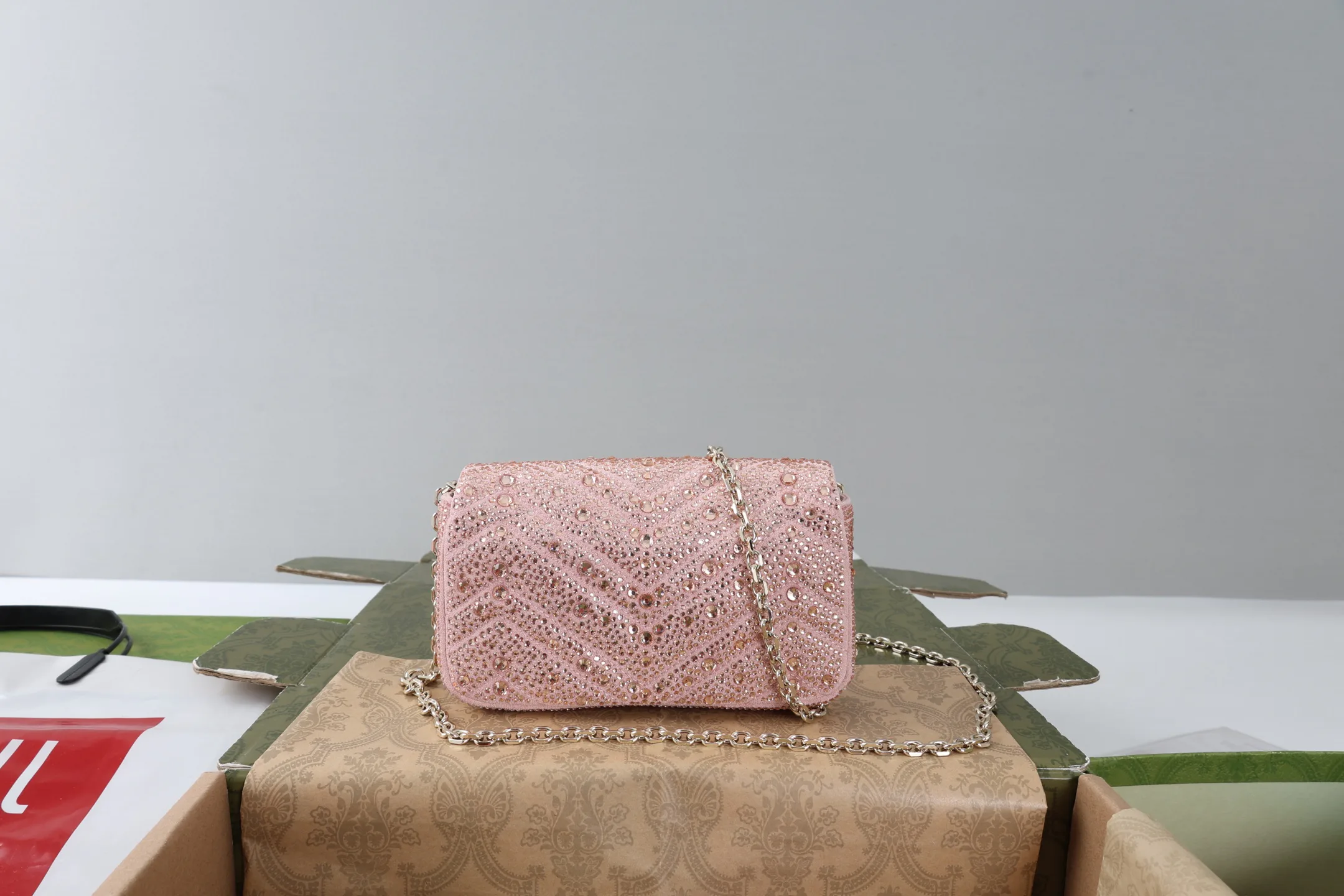 Классические Сумки Женские Gucci 18005071