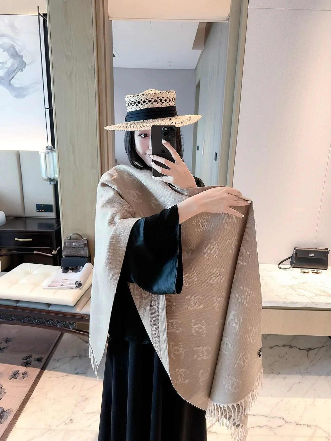 Шарфы Chanel 18322556