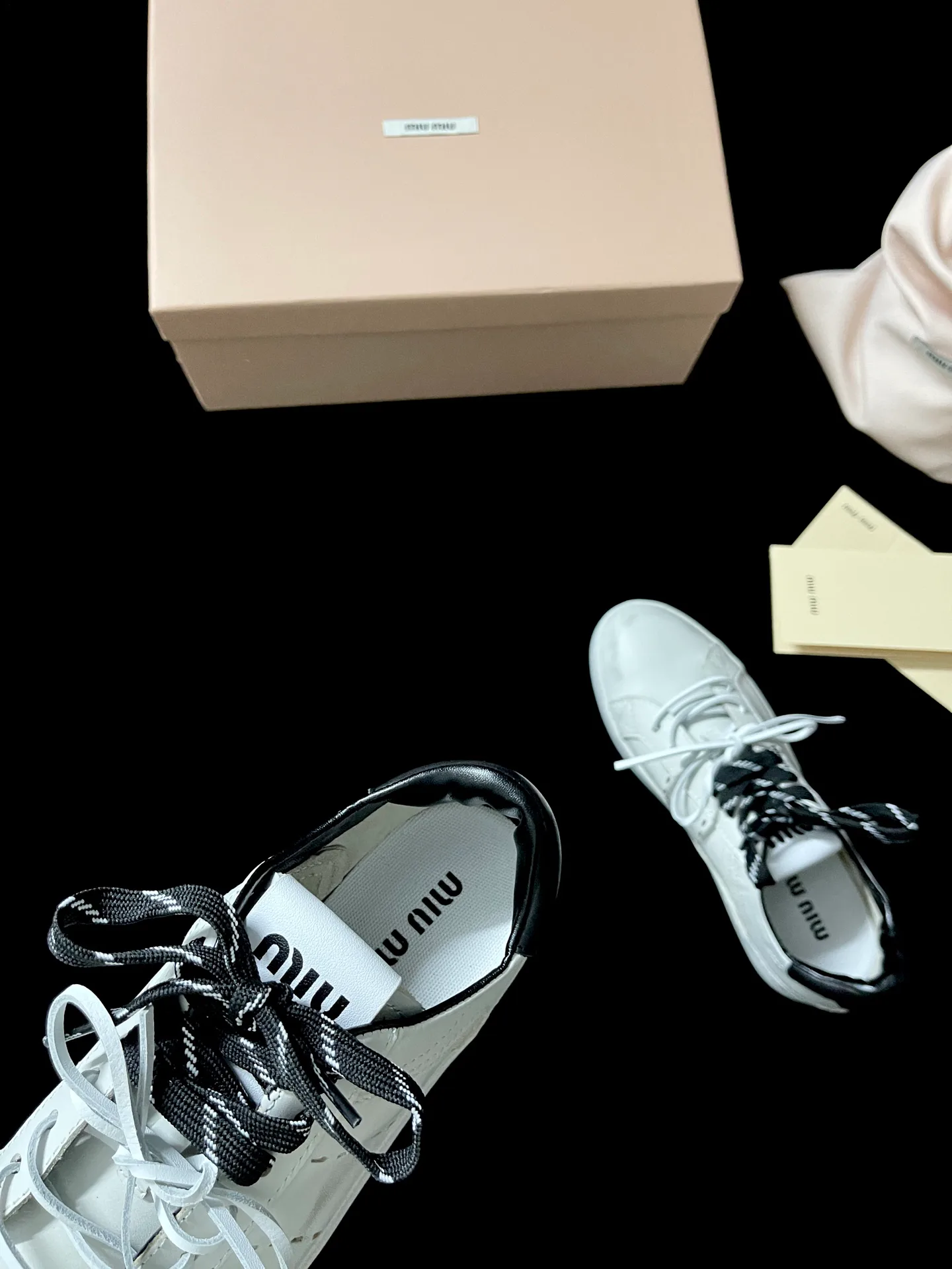 Кроссовки Женские Miu Miu 16758