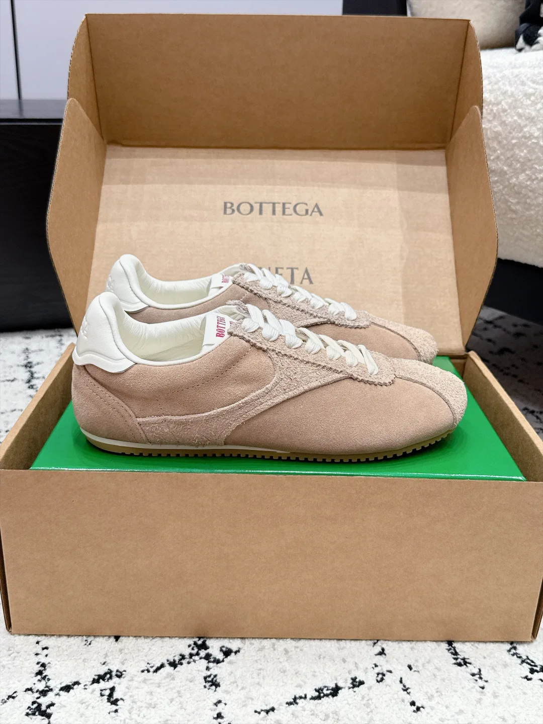 Кроссовки Женские Bottega Veneta 18125097
