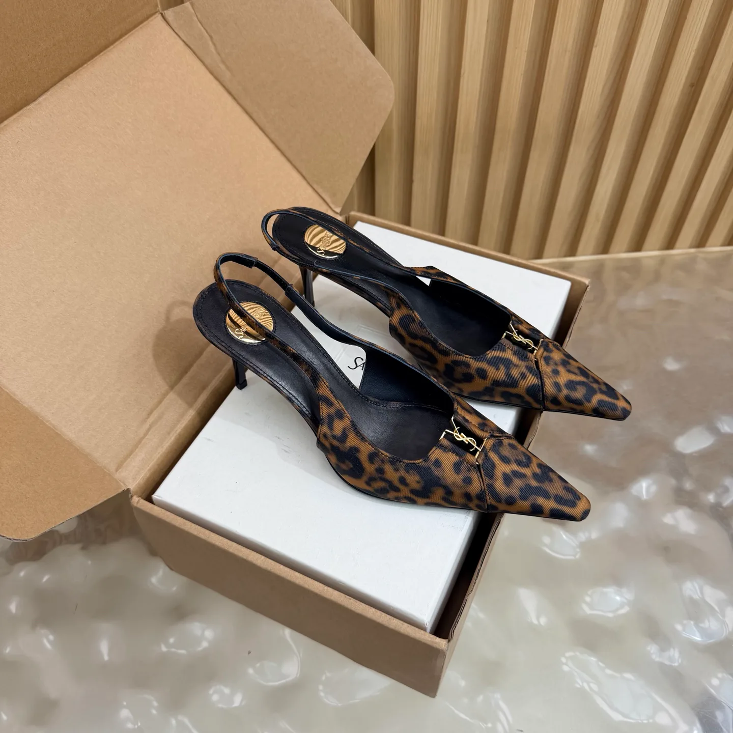 Туфли Женские Saint Laurent 17448323