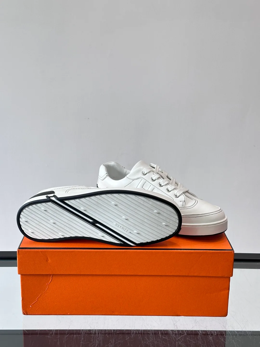 Кроссовки Женские Hermes 14675998