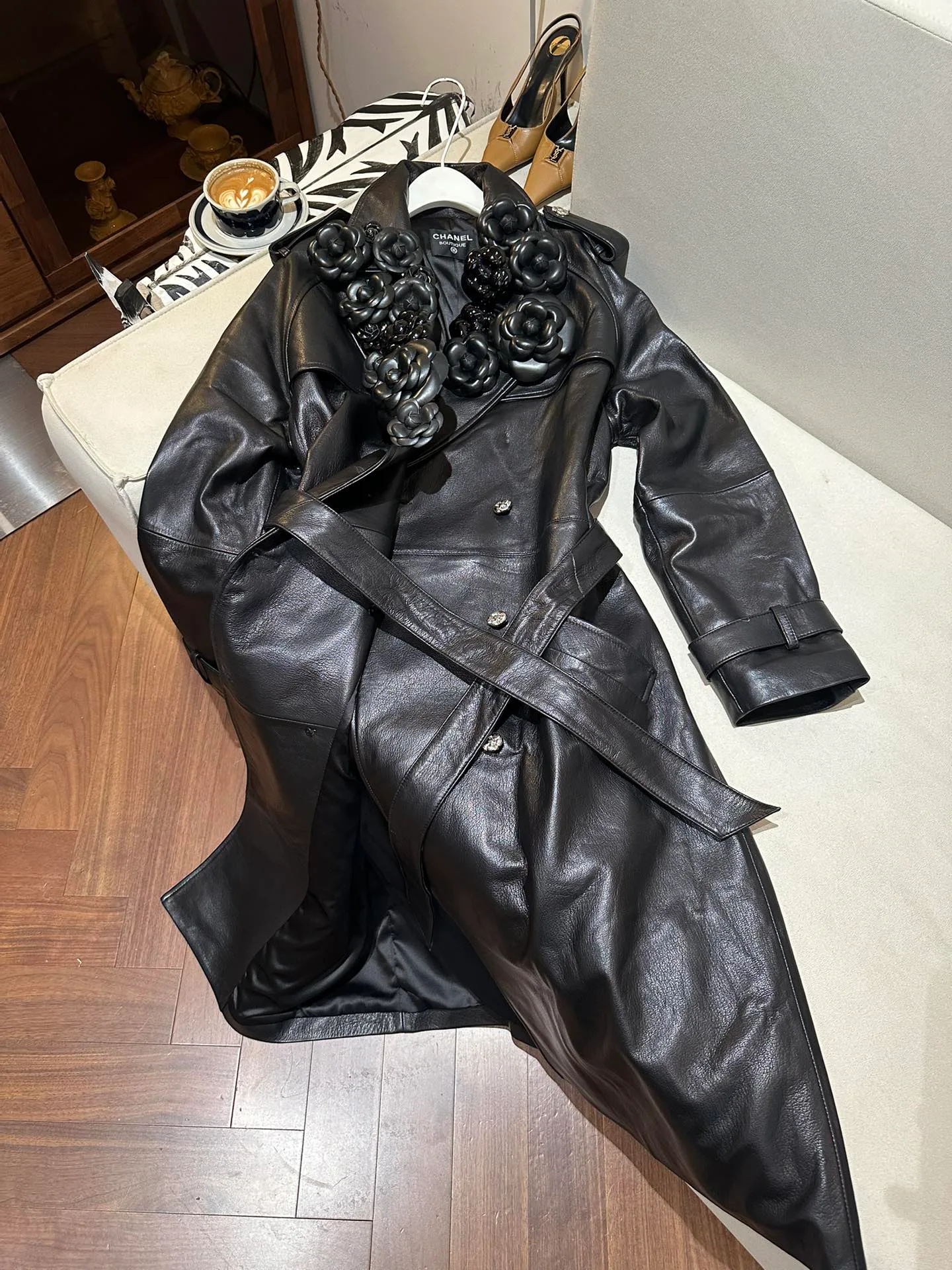 Кожаные Куртки И Дублёнки Женские Chanel 5045658