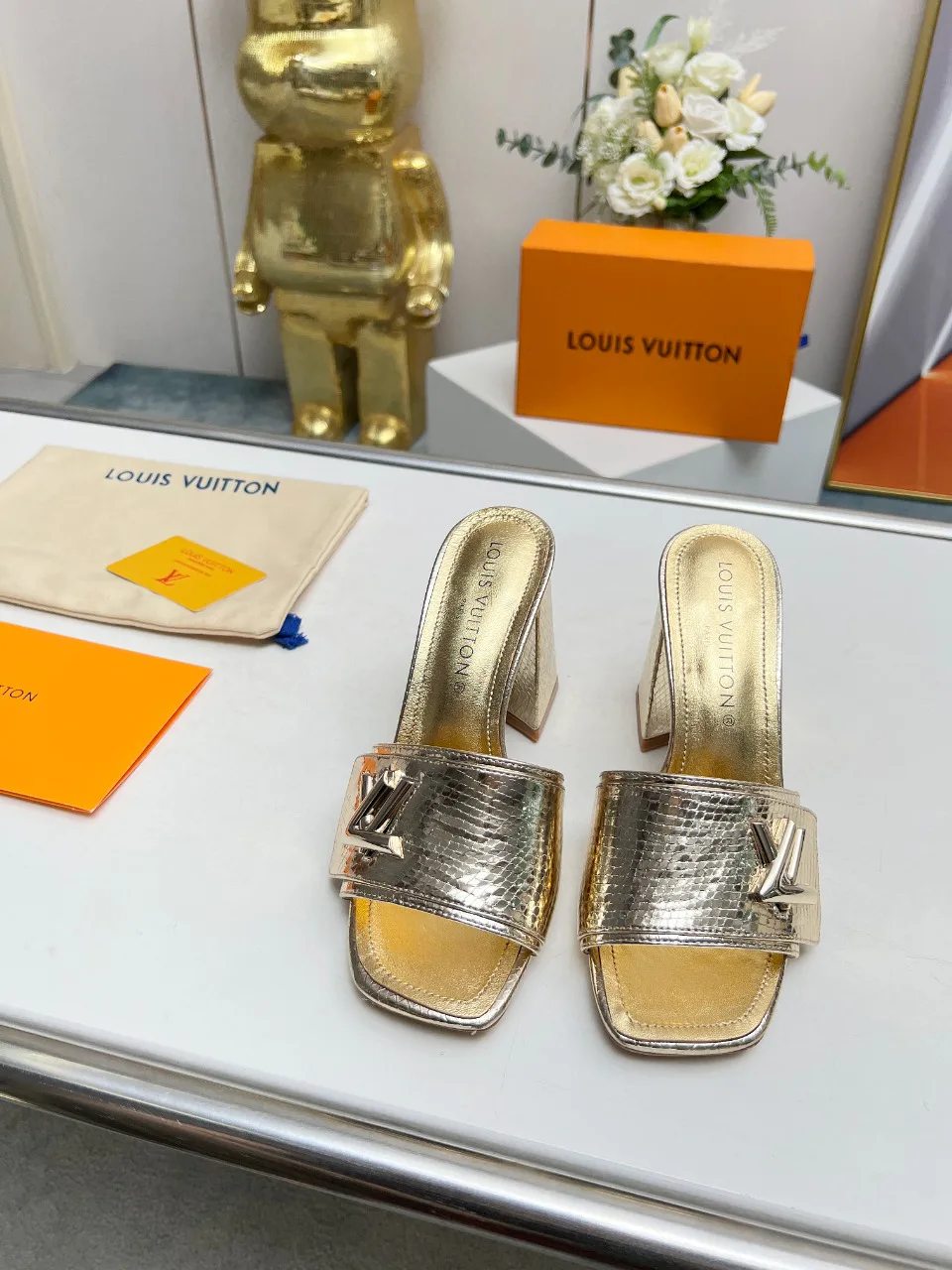 Сандалии Женские Louis Vuitton 9623631