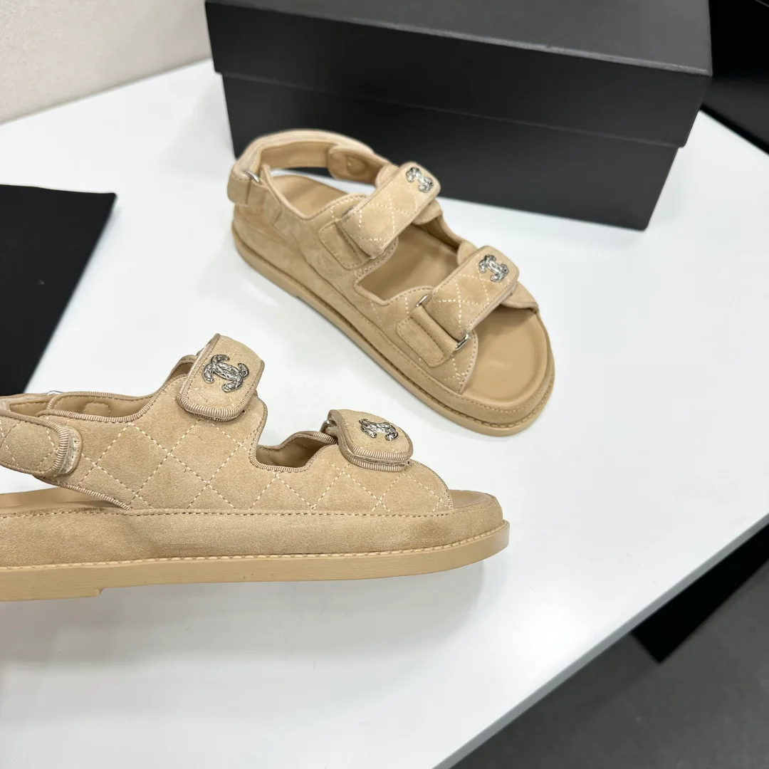 Сандалии Женские Chanel 11579269