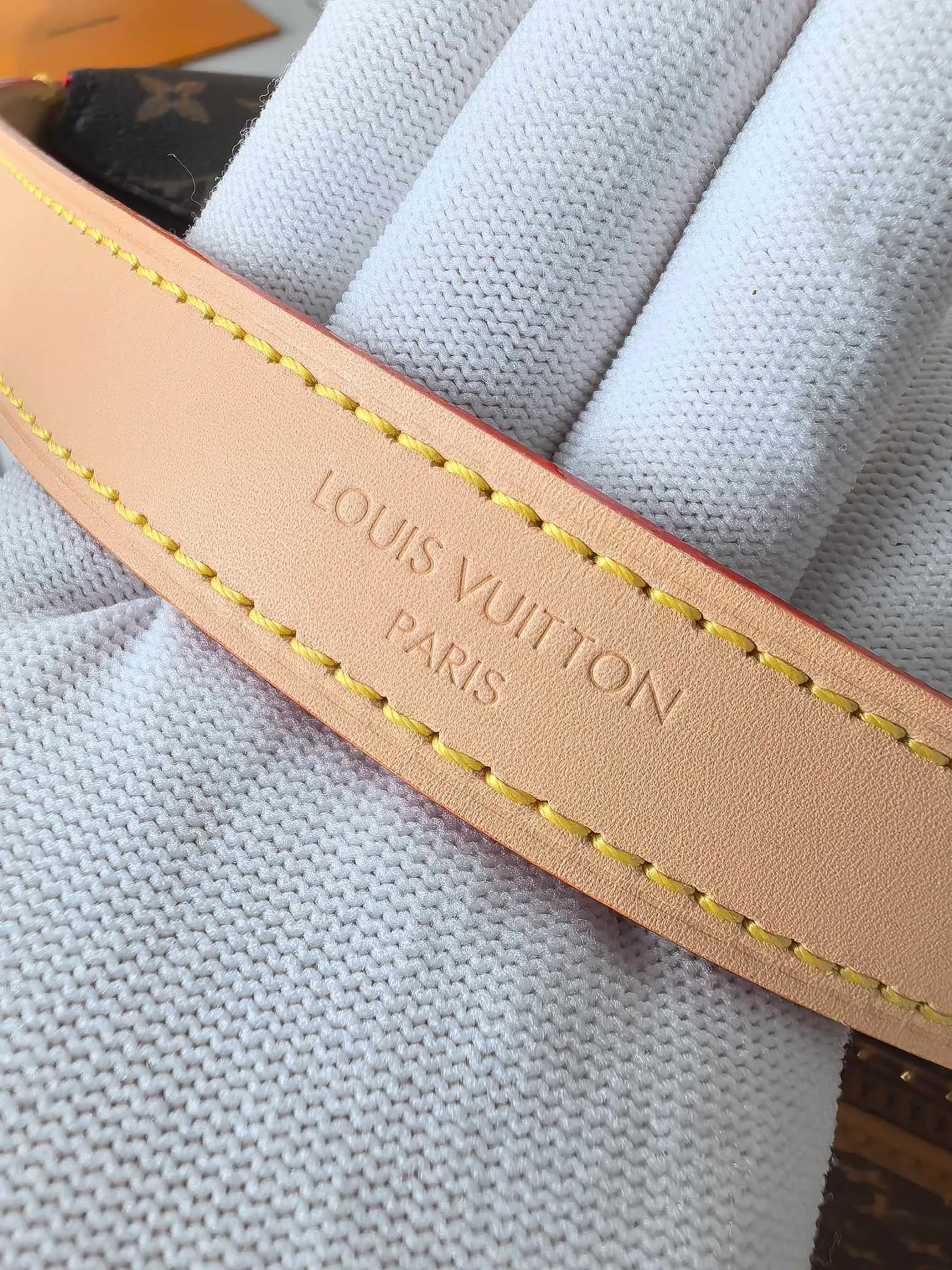 Классические Сумки Женские Louis Vuitton 13153274
