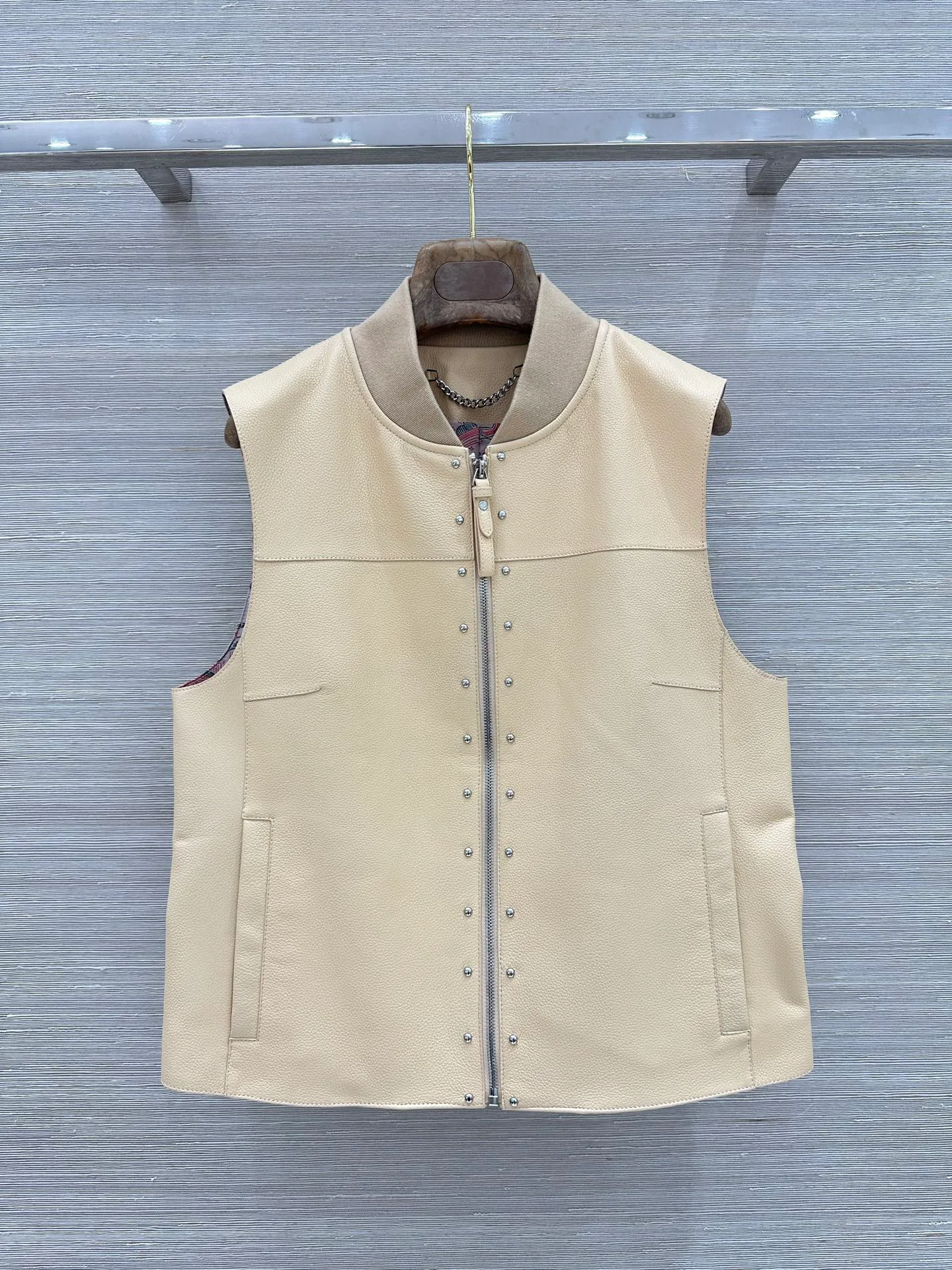Жилеты Женские Hermes 19253095