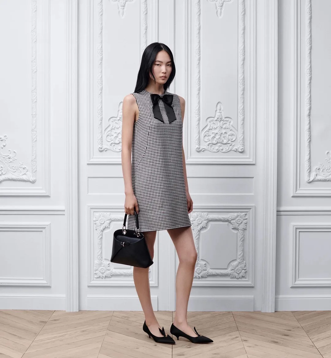 Платья Женские Christian Dior 11691702