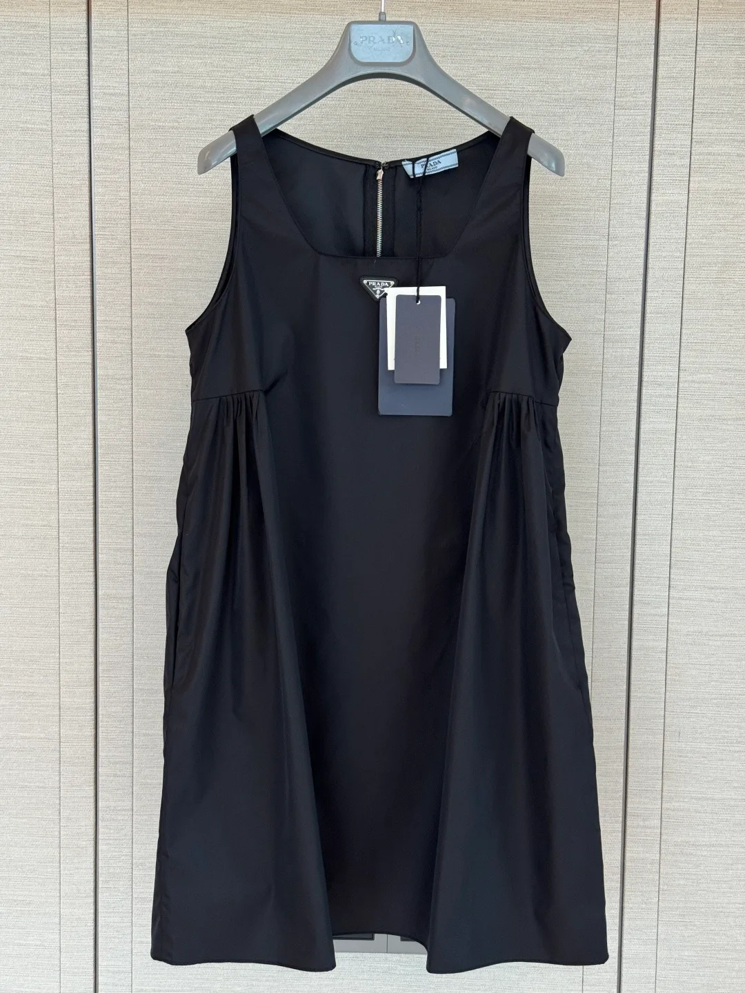 Платья Женские Prada 17289905