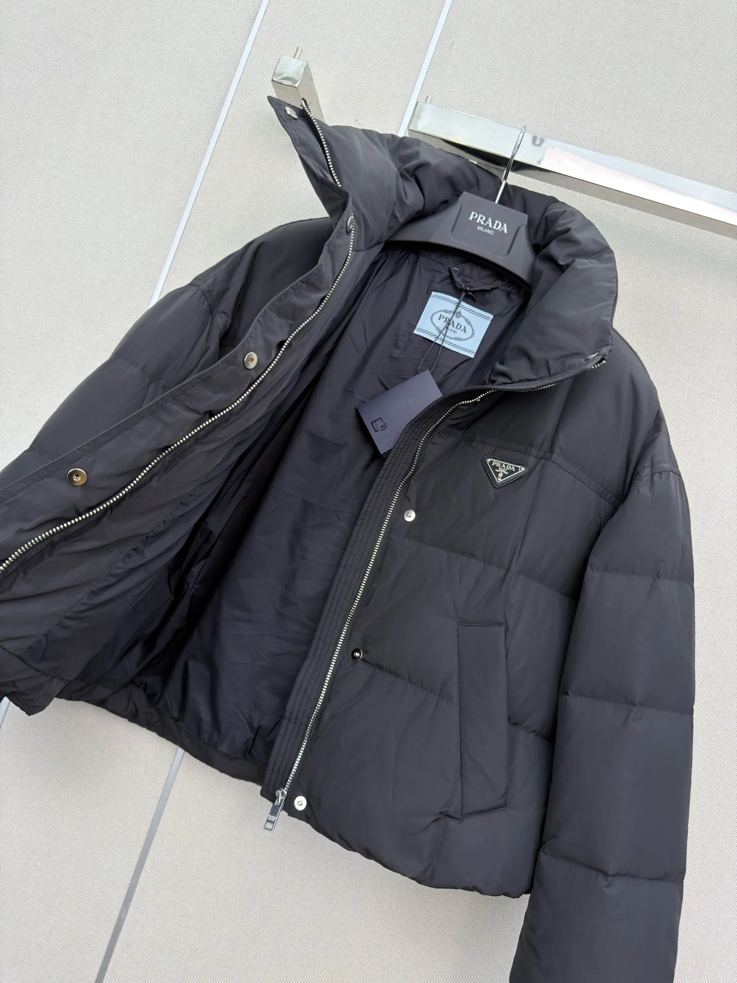 Куртки И Пуховики Женские Prada 19589744
