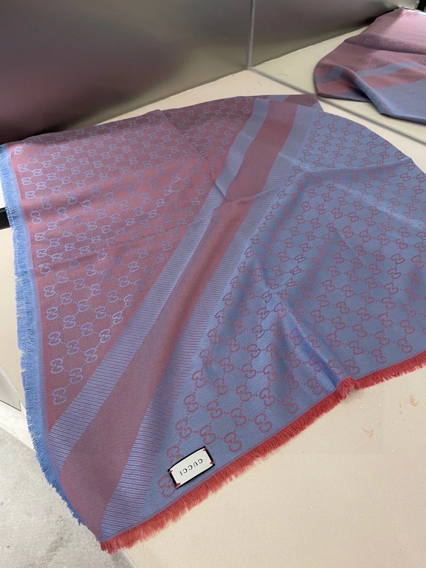 Шарфы Gucci 11633403