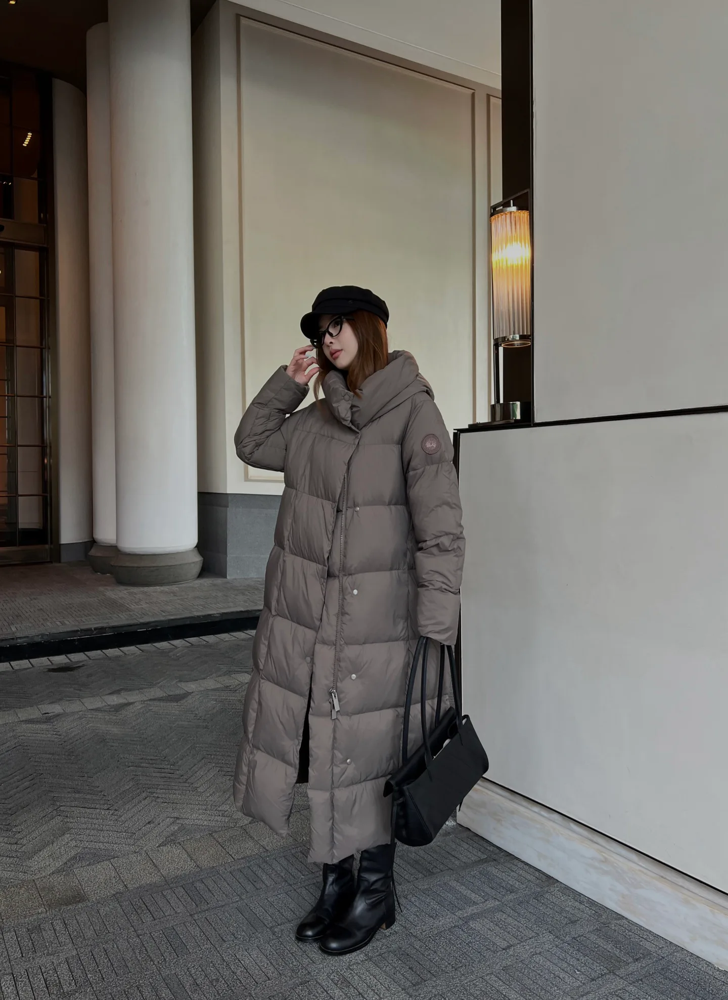 Куртки И Пуховики Женские Canada Goose 18108338