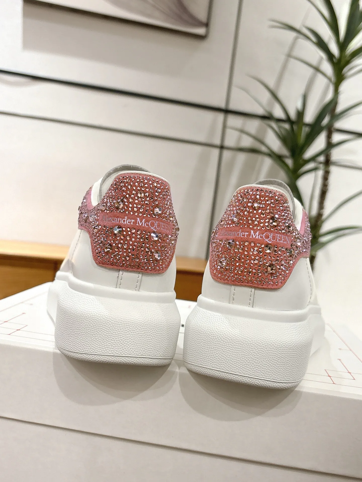 Кроссовки Женские Alexander Mcqueen 3446222
