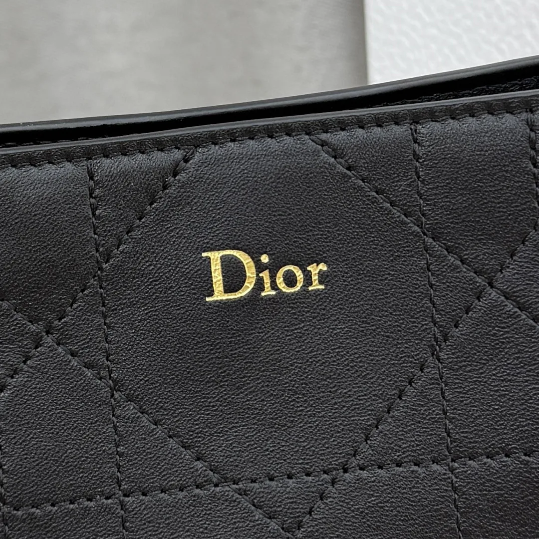Классические Сумки Женские Christian Dior 11905838