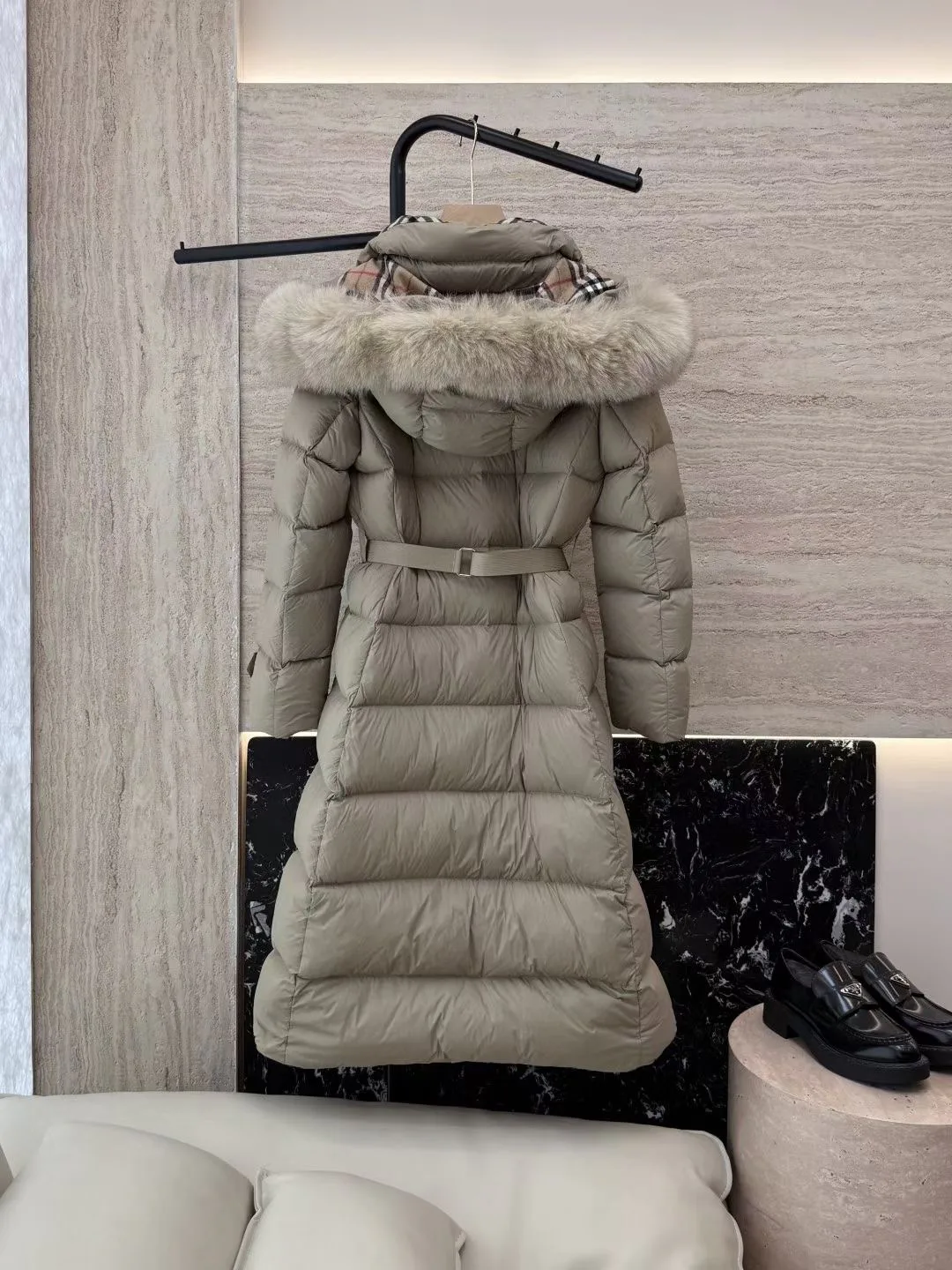 Куртки И Пуховики Женские Burberry 18169336