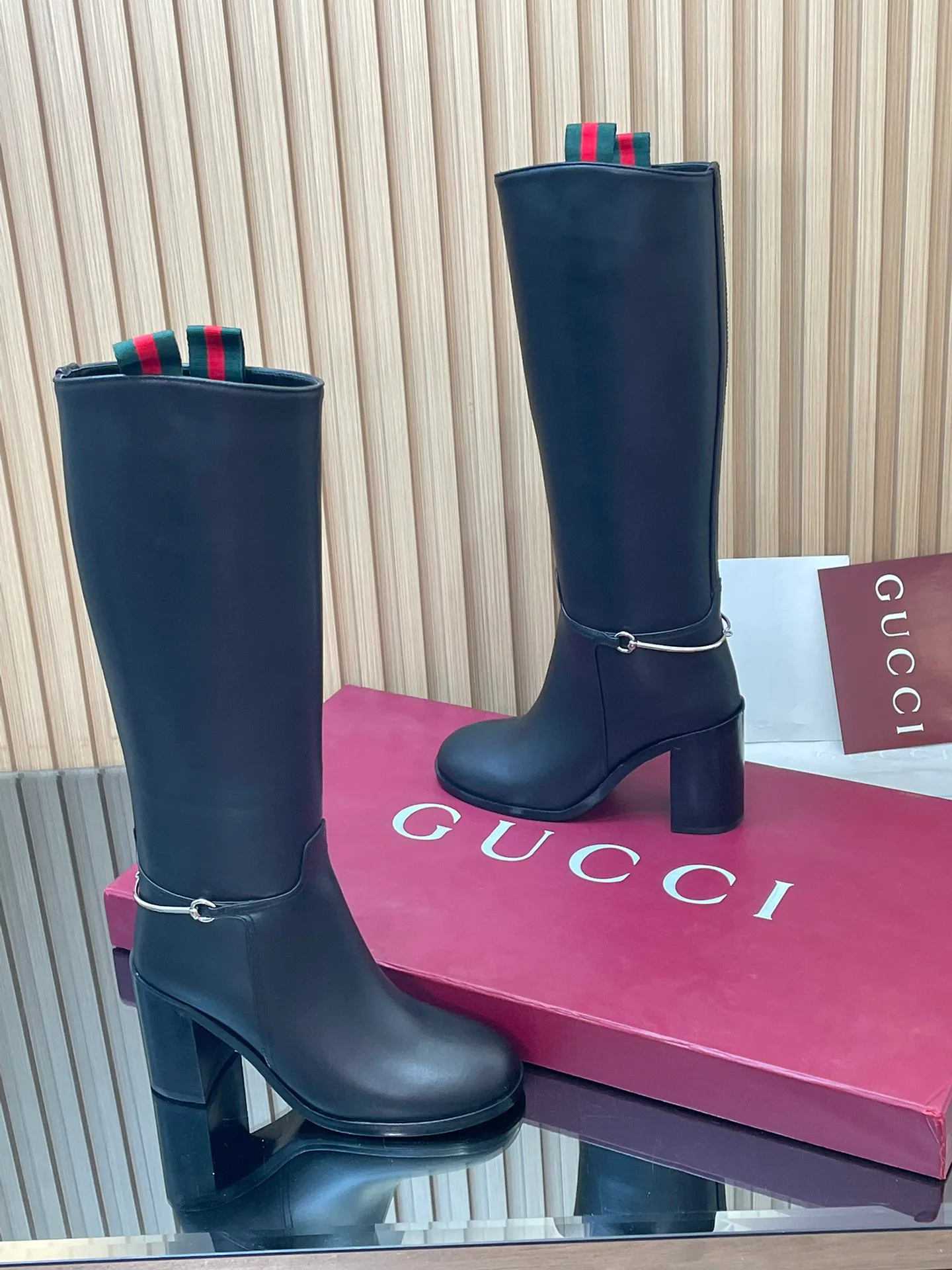 Сапоги Женские Gucci 18083276