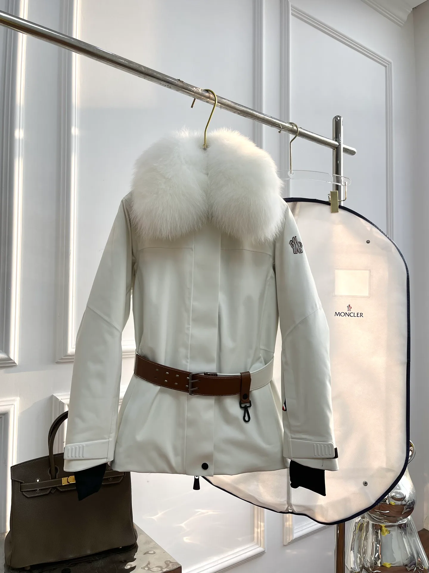 Куртки И Пуховики Женские Moncler 6556309