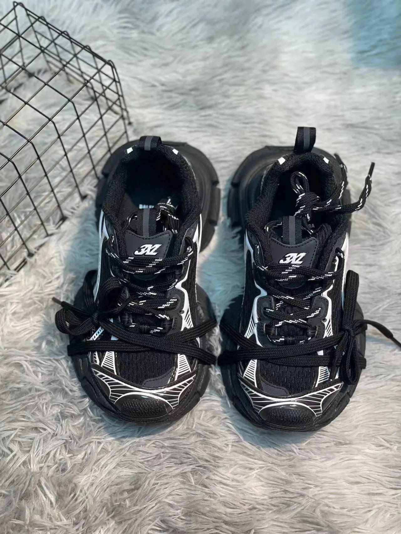 Кроссовки Женские Balenciaga 11567691