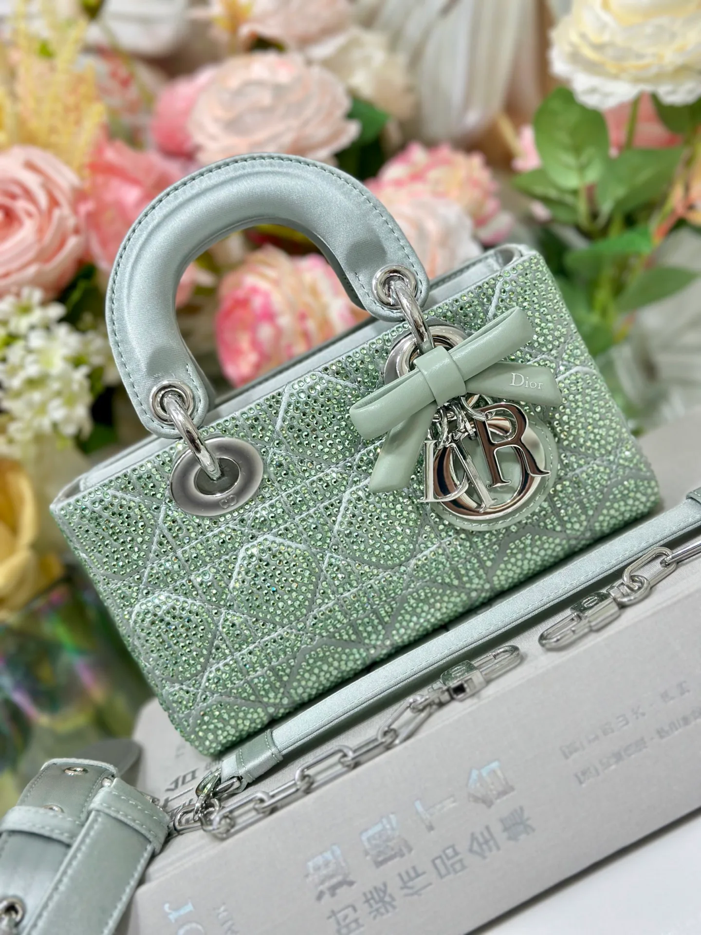 Классические Сумки Женские Christian Dior 18187749