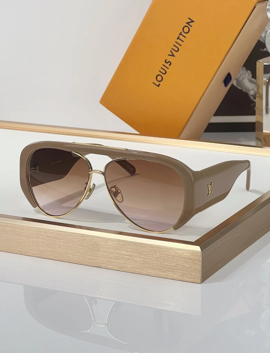 Очки Louis Vuitton 16919890