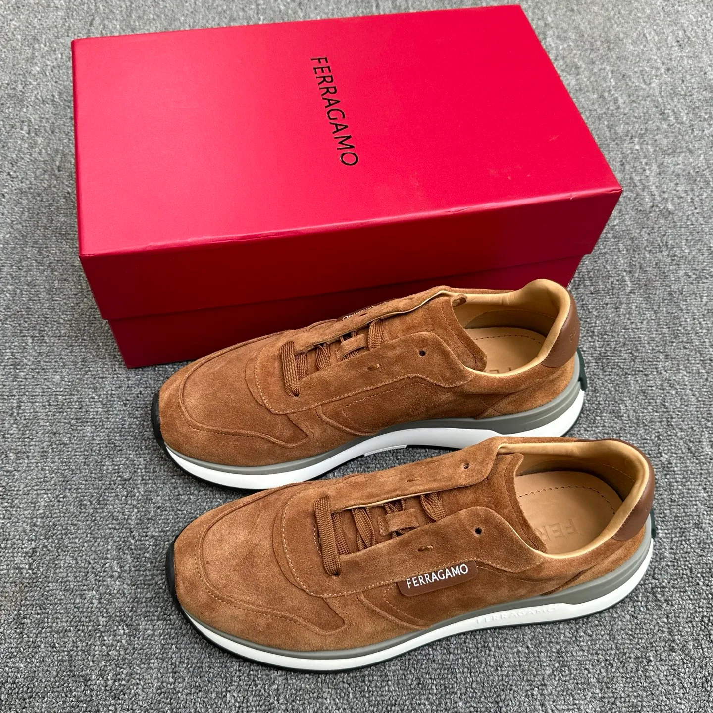 Кроссовки Мужские Salvatore Ferragamo 201627