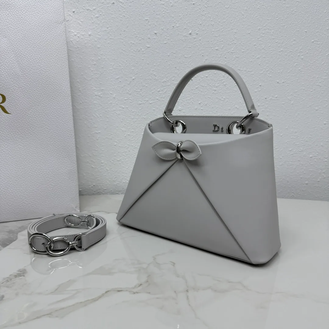 Классические Сумки Женские Christian Dior 18116411