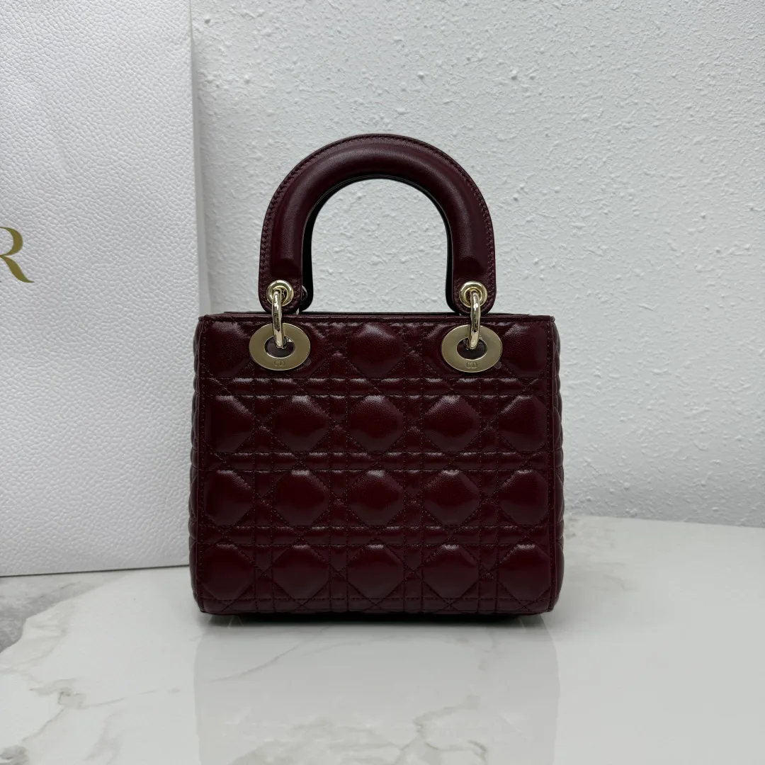 Классические Сумки Женские Christian Dior 18116424