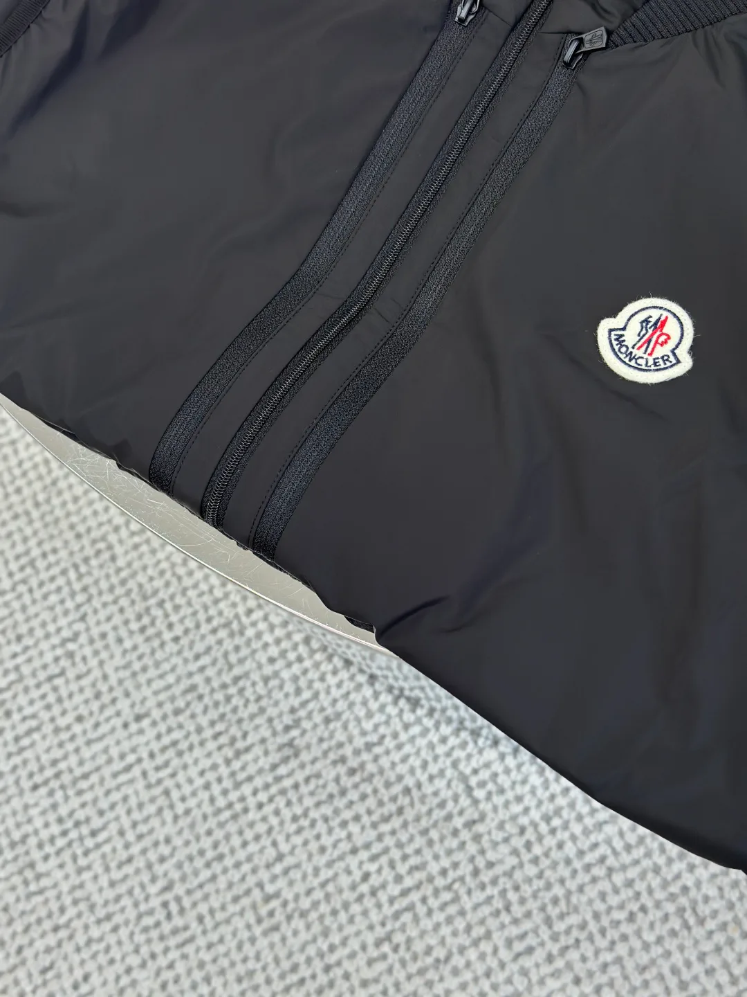 Куртки И Пуховики Мужские Moncler 17468332