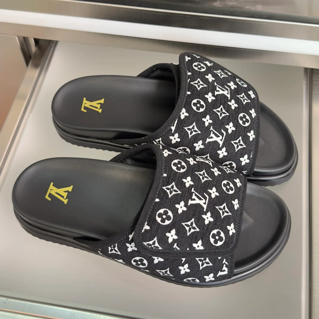 Сандалии Мужские Louis Vuitton 11852552