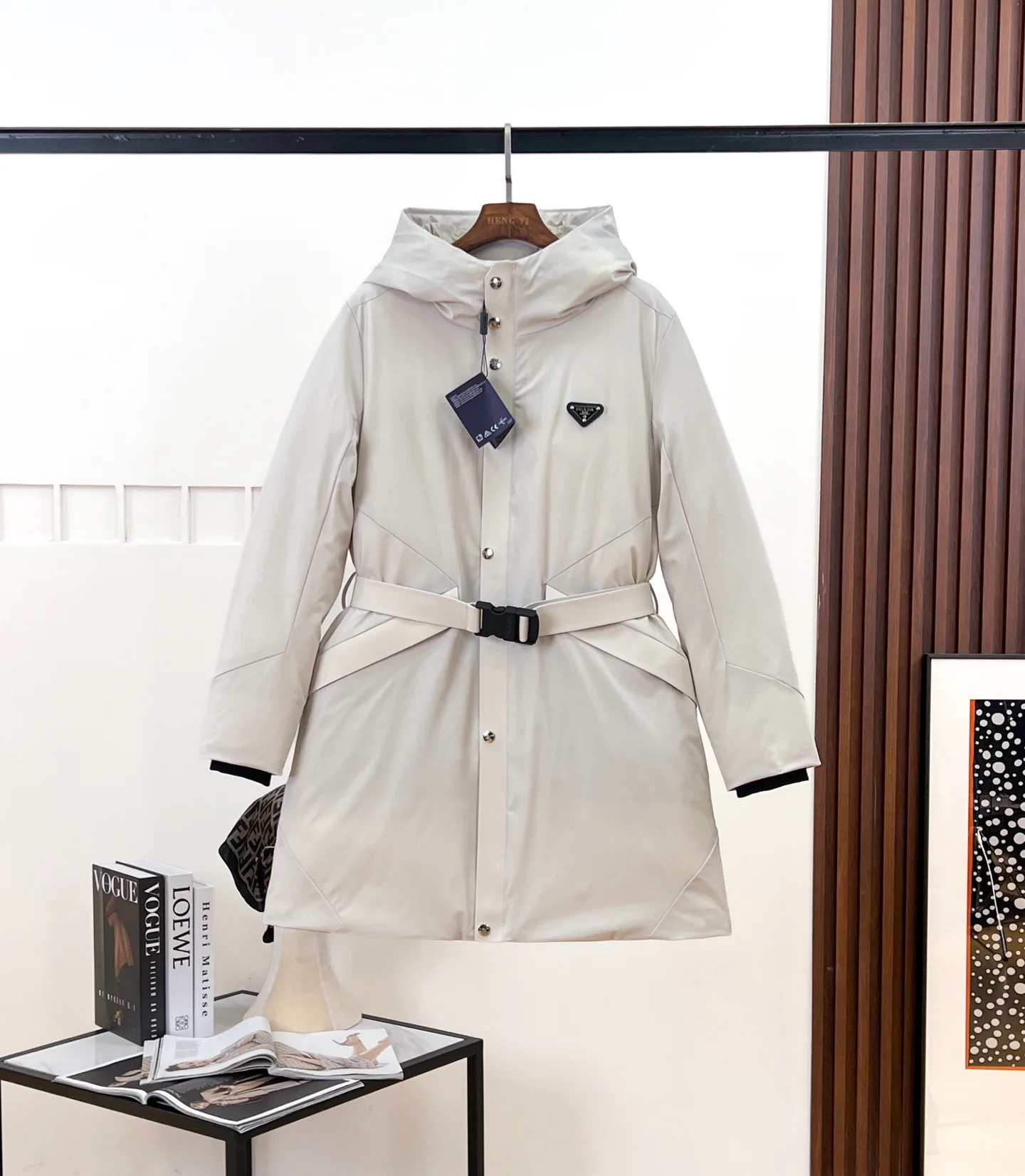 Куртки И Пуховики Женские Prada 18279490