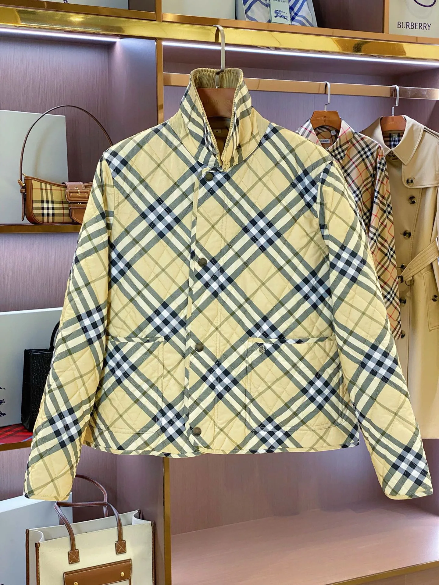 Куртки И Пуховики Женские Burberry 18140713