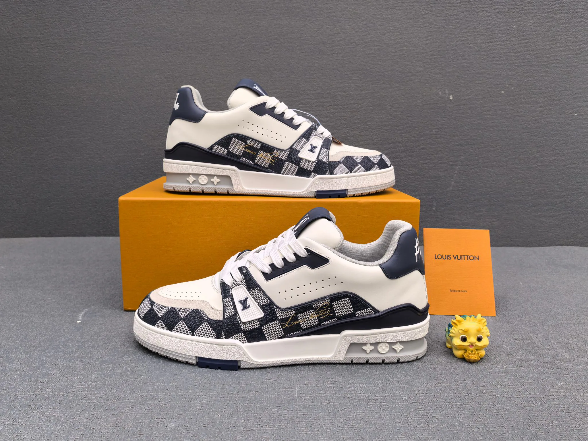 Кроссовки Мужские Louis Vuitton 83589