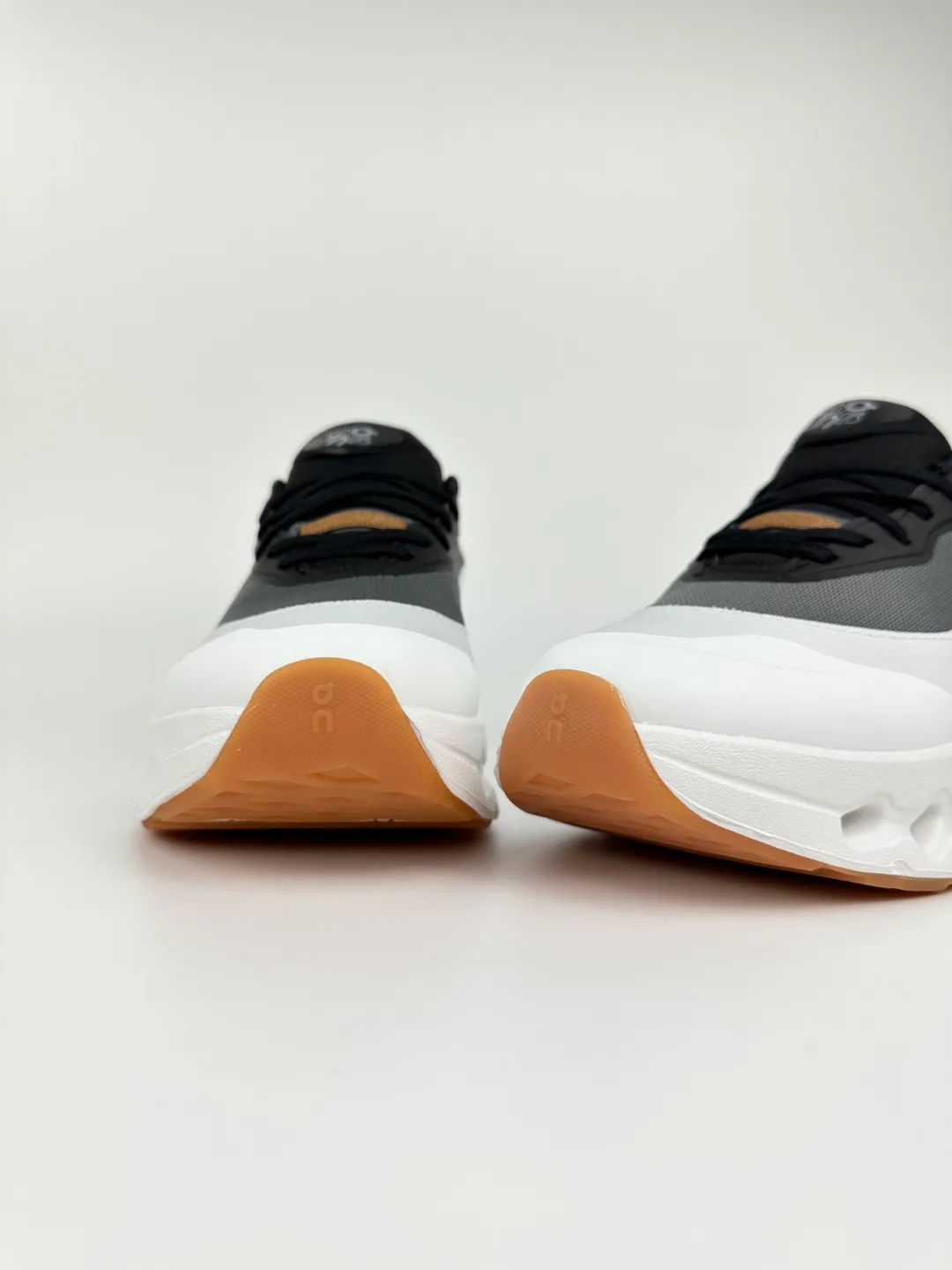 Кроссовки Женские Loewe 11228561