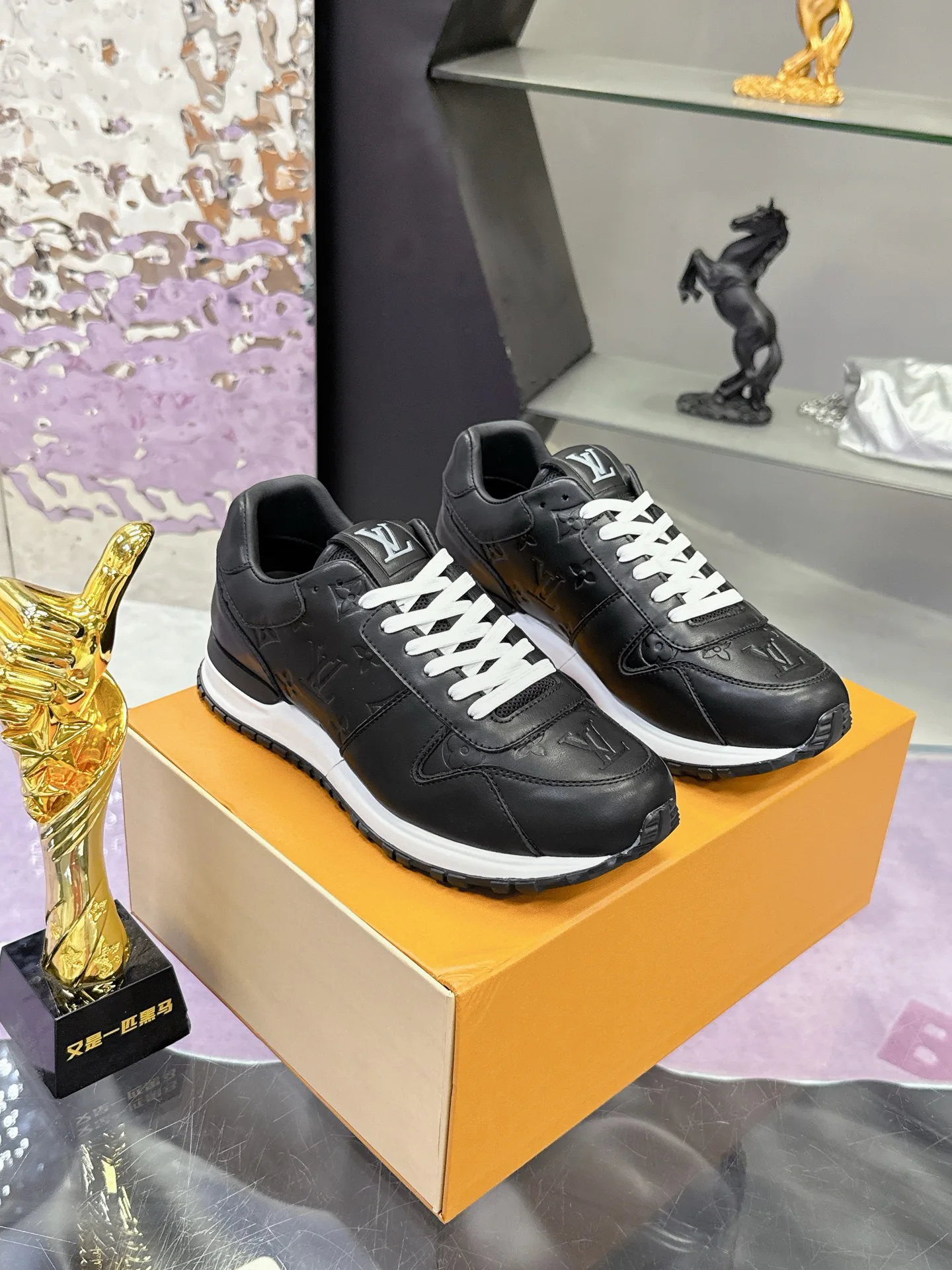 Кроссовки Мужские Louis Vuitton 421962