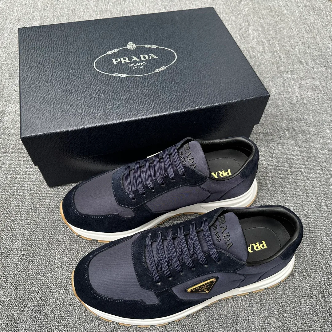 Кроссовки Женские Prada 243056