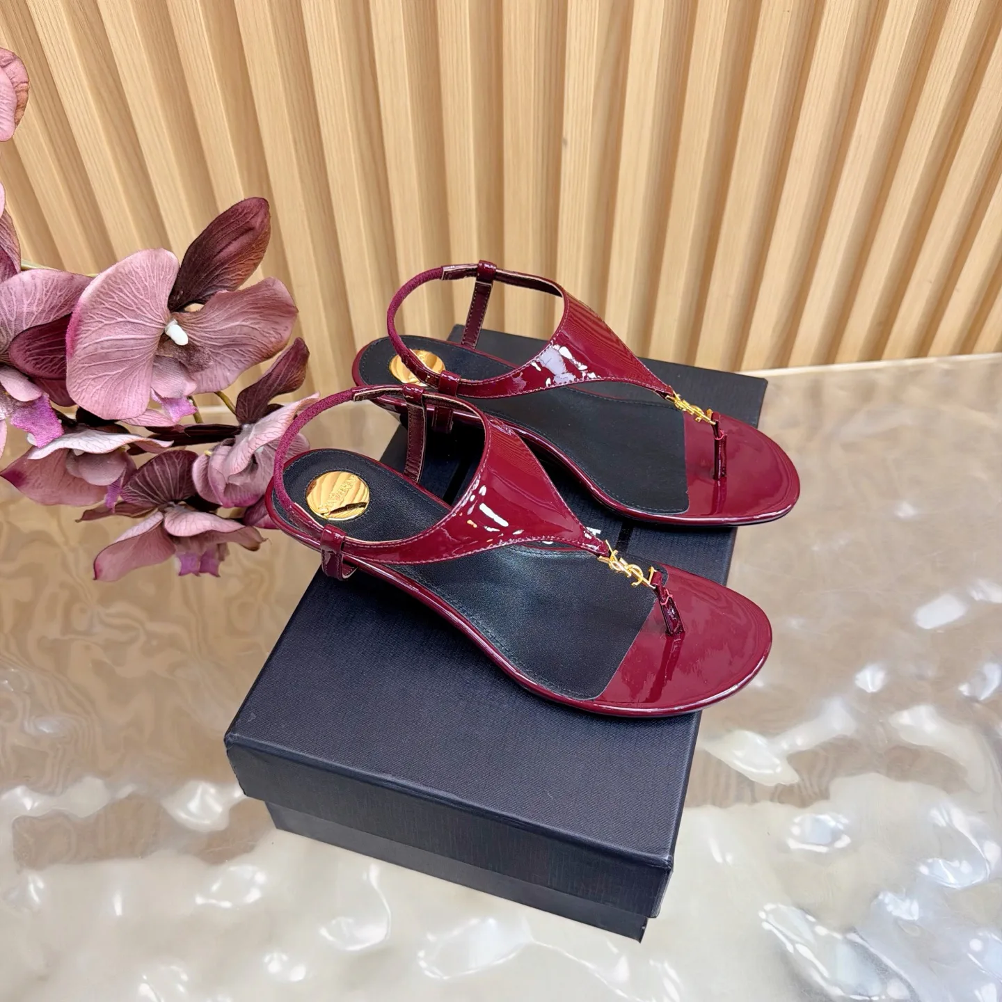 Босоножки Женские Saint Laurent 11660218