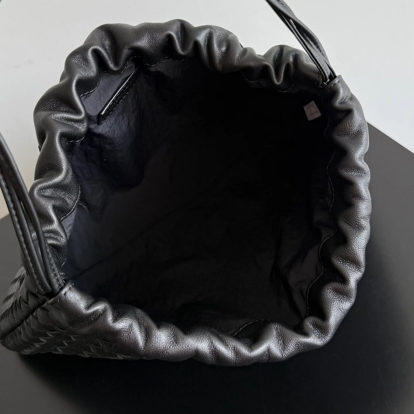 Классические Сумки Женские Bottega Veneta 17973989