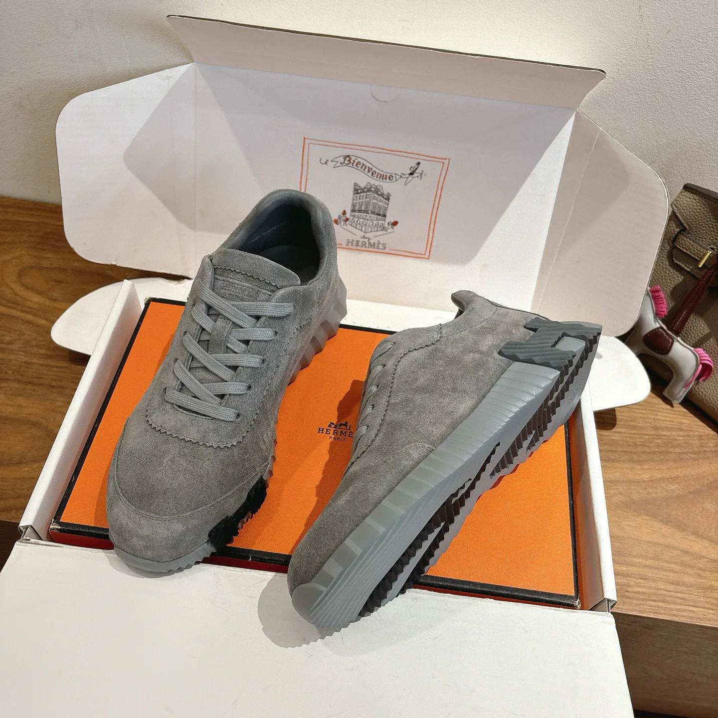 Кроссовки Женские Hermes 9915029