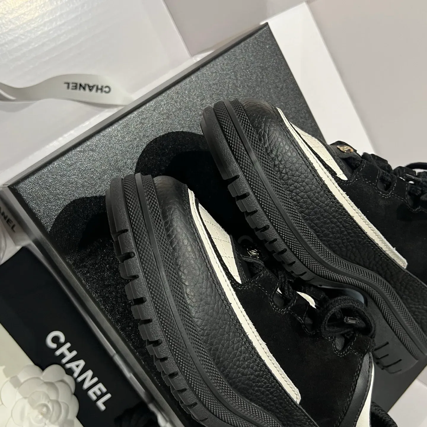 Кроссовки Женские Chanel 1098015