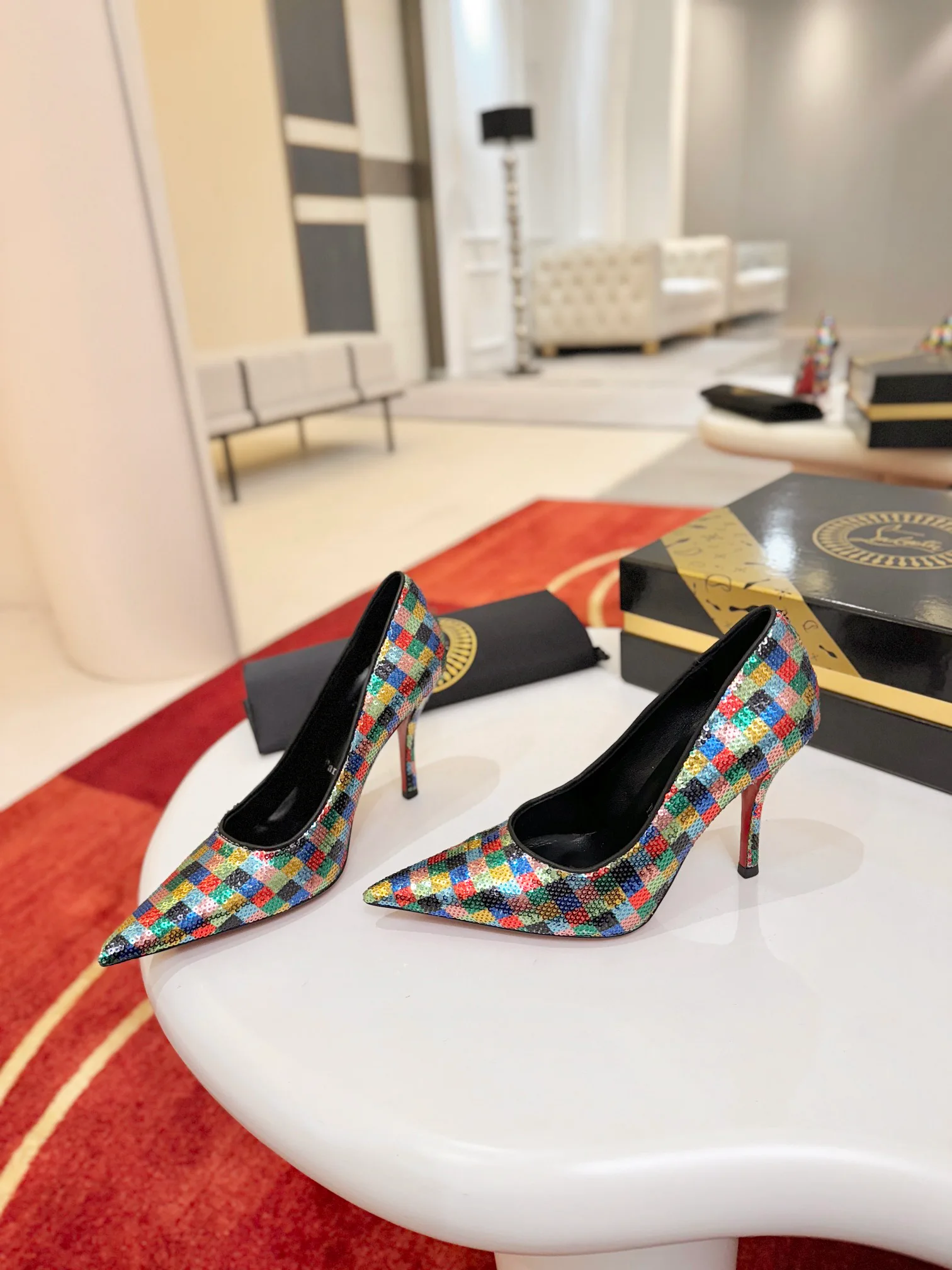 Туфли Женские Christian Louboutin 11745822