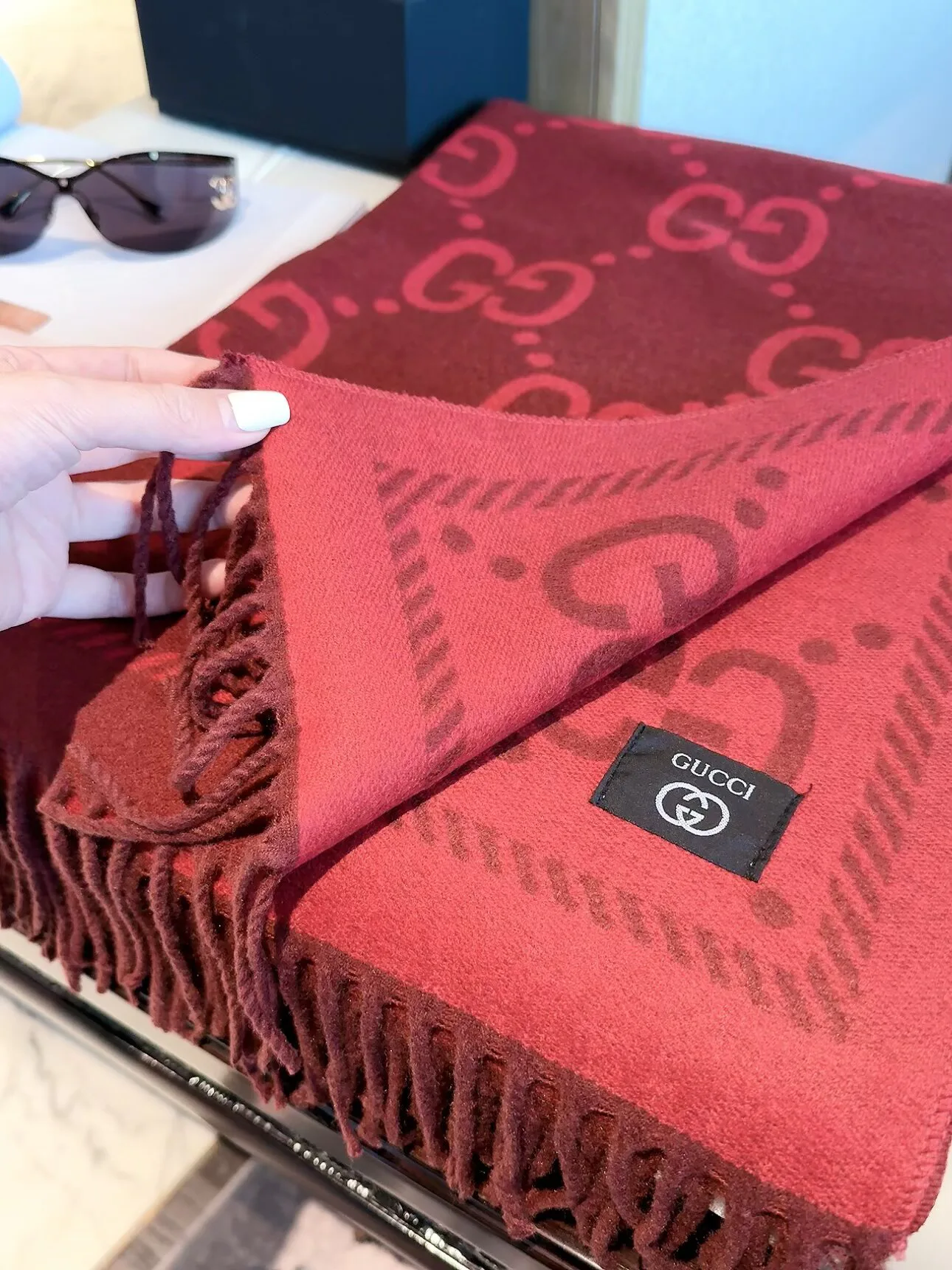 Шарфы Gucci 18322524