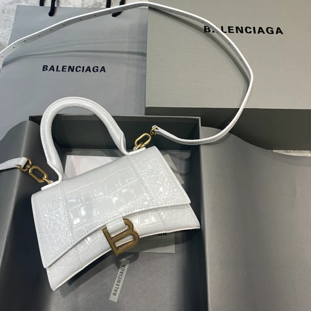 Классические Сумки Женские Balenciaga 17359753